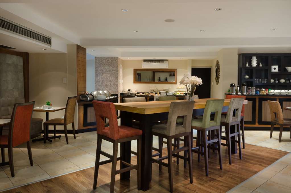 River City Inn Ъпингтън Ресторант снимка