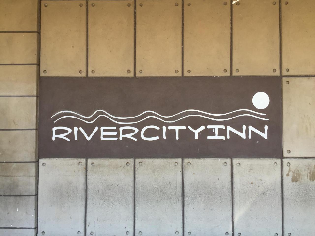 River City Inn Ъпингтън Екстериор снимка